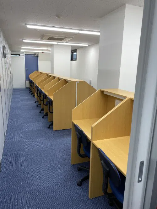 自習室完備！！授業がない日もお越しください！いつでもお待ちしています！