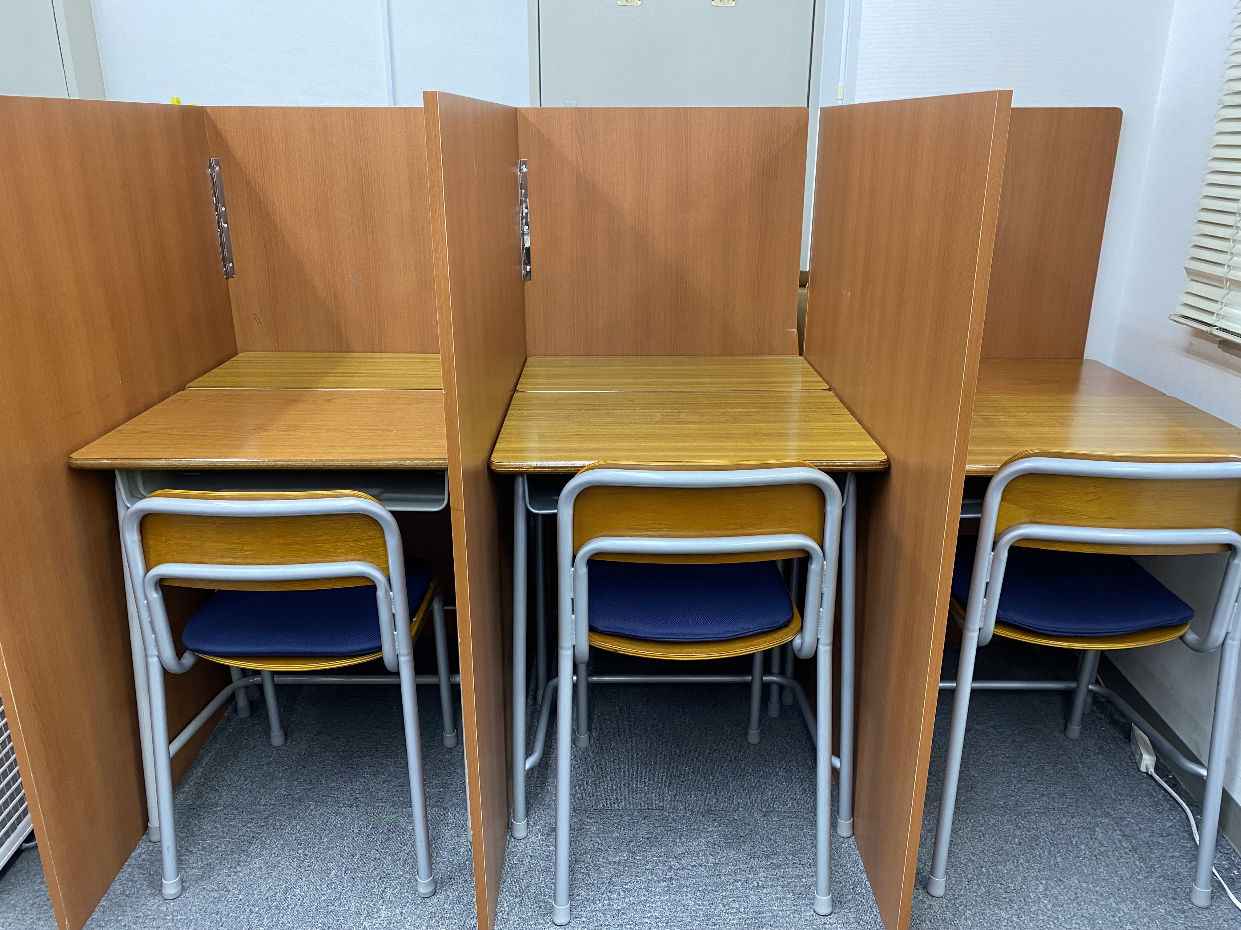 教室が開いているときなら、誰でも、どの時間でも利用可能です！集中して取り組むことができます。質問対応も可。